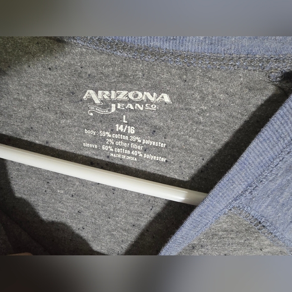 Arizona Jean Co Gray and Blue Henley Shirt - Picture 8 of 10